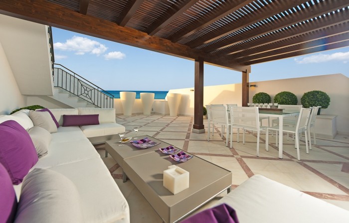 Living in Marbella – Penthouse or Villa - Nevado Realty Real Estate in Marbella 