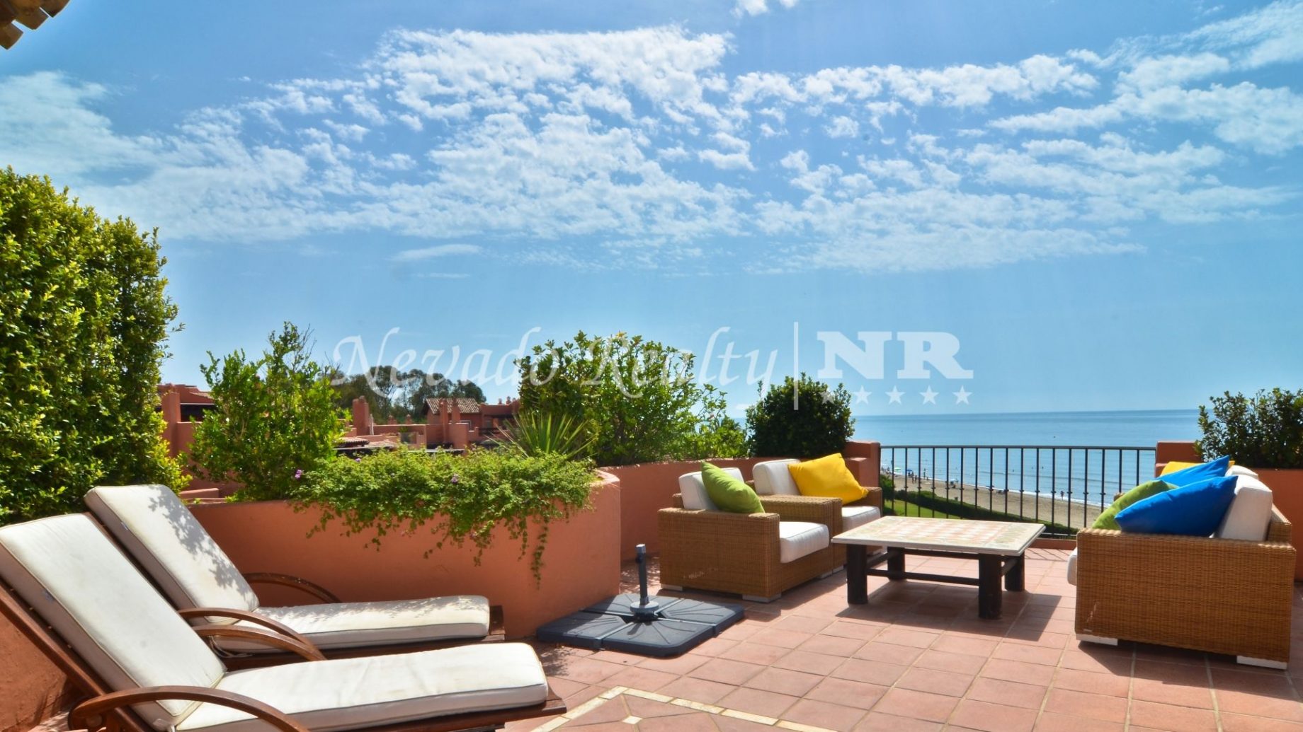 Penthouse avec vue panoramique sur la mer à Marbella