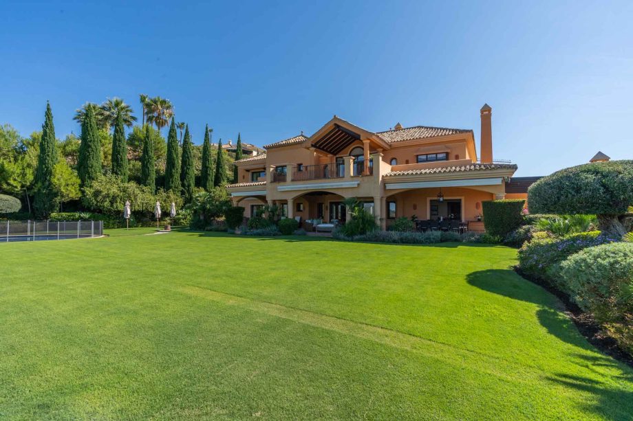 Villa en Marbella Club Golf Resort de Benahavís con amplia parcela
