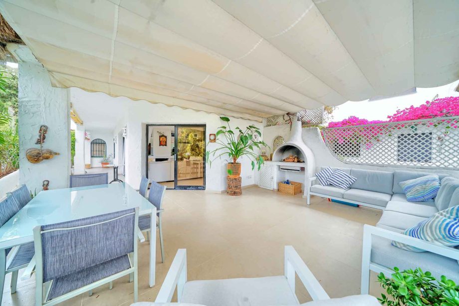 Flat with large terrace on Marbella's Golden Mile