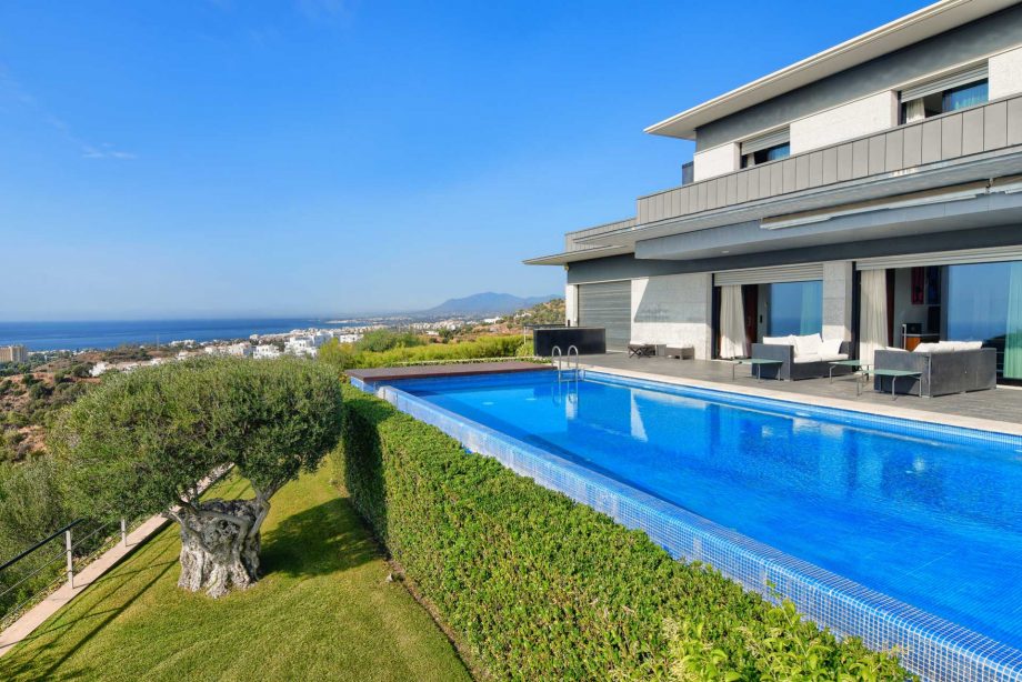 Villa avec vue panoramique sur la mer à Los Monteros
