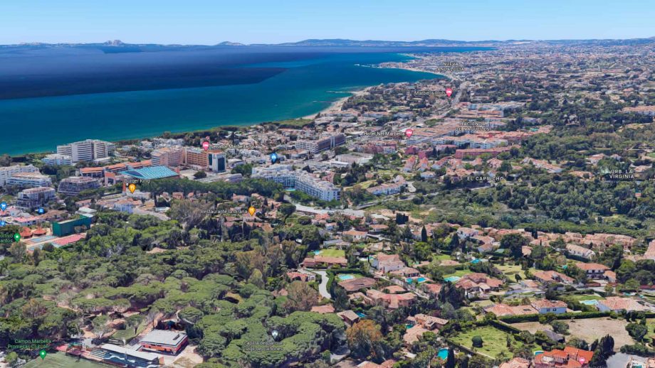 Vista aérea de Pavona Real, zona de villas en Marbella centro