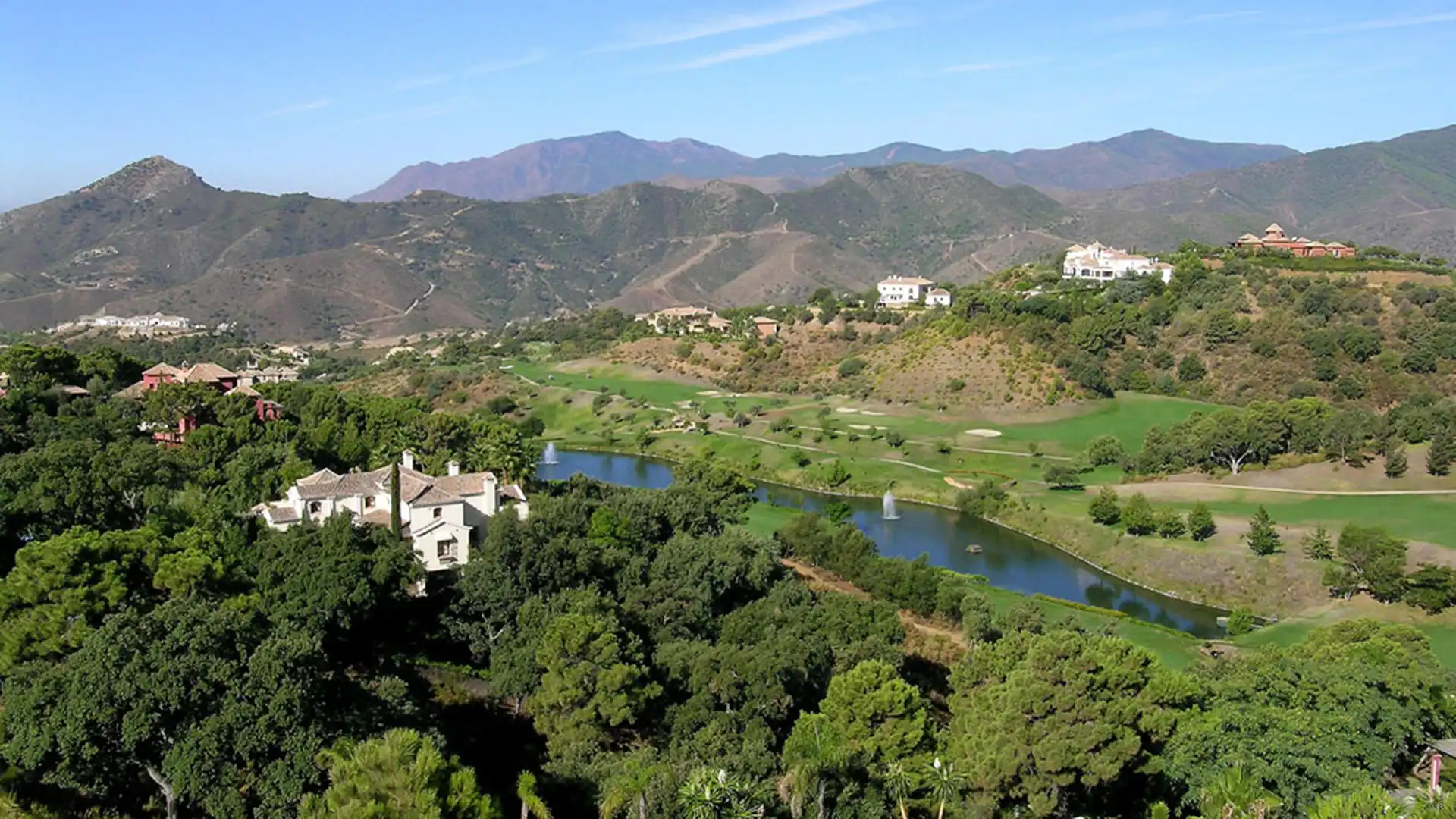 Campos de golf en La Zagaleta Nevado Realty (3)