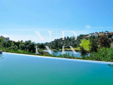 Villa in La Alquería on the golf course front line for renovation for sale