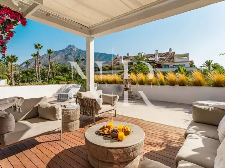 Ático en Urbanización Lomas del Rey completamente reformado en venta