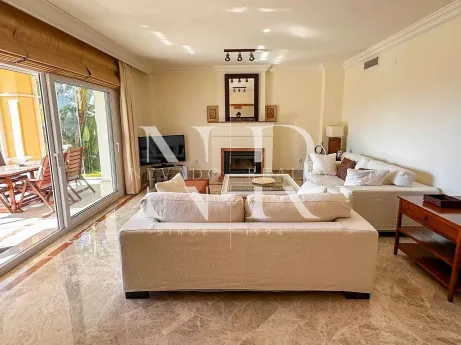 Semi-detached villa in the Santa Clara residential area available for rent long term.