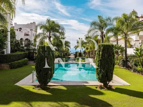 Apartamento en Urbanización Montebello Hills completamente renovado en venta