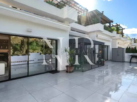 Golden Mile apartment with large terrace for sale