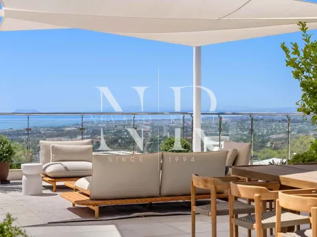 Semi-detached house with panoramic sea views in Sierra Blanca