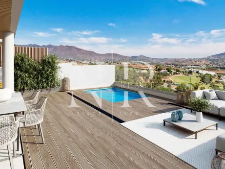 Penthouse with panoramic views and a sun terrace for sale in La Cala Golf, Mijas