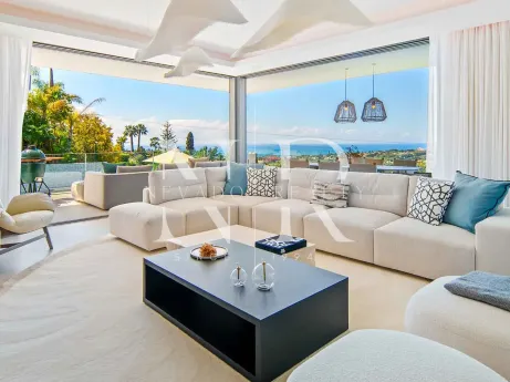 Villa in El Rosario with sea views for sale