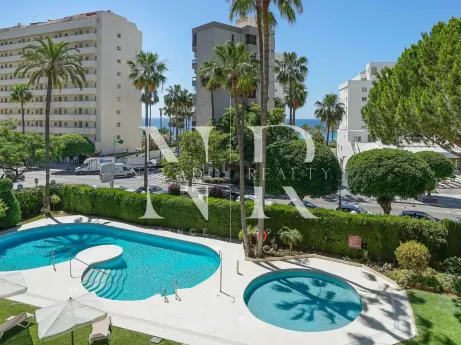 Apartment with sea views for sale in Marbella centre
