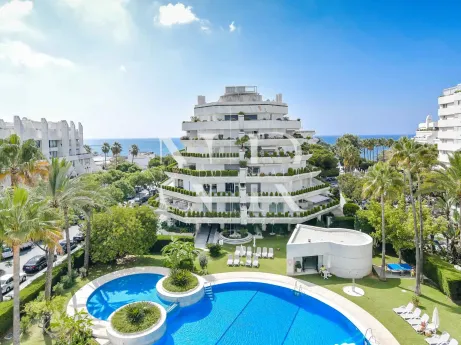 Appartement à vendre dans l'immeuble Poseidón, à deux pas de la plage.