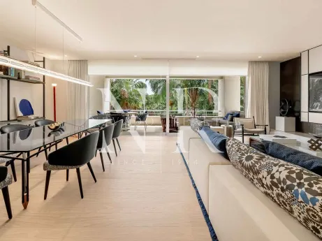 Sea-view apartment in El Retiro de Nagüeles, Marbella for sale