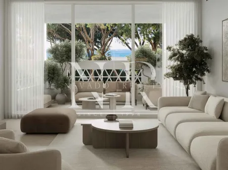 Elegant apartment with sea views in Playas del Duque, Puerto Banús, for sale