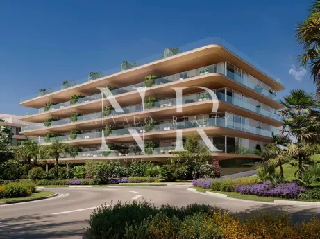 Beachfront penthouse for sale in Estepona