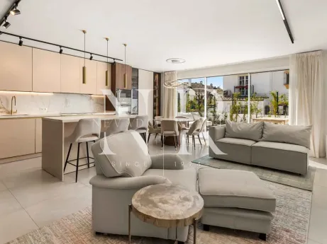 Townhouse in El Campanario, Estepona for sale
