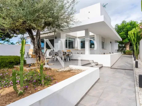 Villa Huerta Belón, Marbella, À vendre